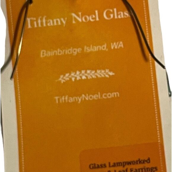 Tiffany Noel Glass Lampwork Floral Earrings - Picture 9 of 11